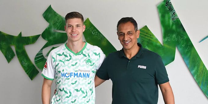 Cedric Itten erhält bei Greuther Fürth die Trikotnummer 19. Cedric Itten