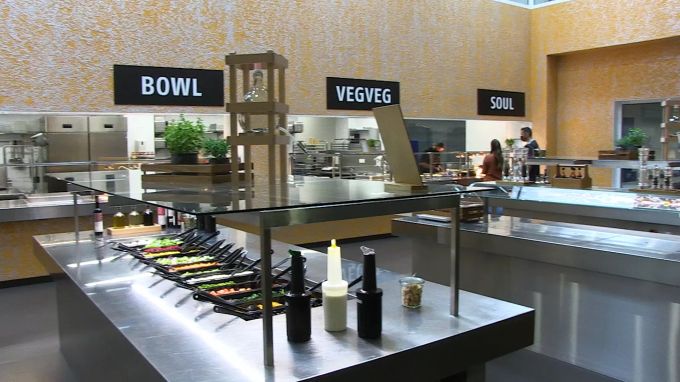 Die Universität Luzern setzt neu auf eine vegan-vegetarische Mensa. Universität Luzern Mensa