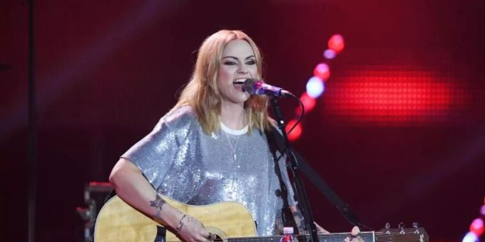 Amy Macdonald wird 34. Foto: Uli Deck/dpa Amy Macdonald wird 34. Foto: Uli Deck/dpa
