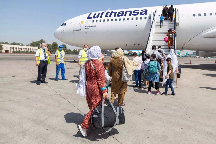 In Deutschland hat die Polizei mehrere abgeschobene afghanische Kriminelle gestoppt.