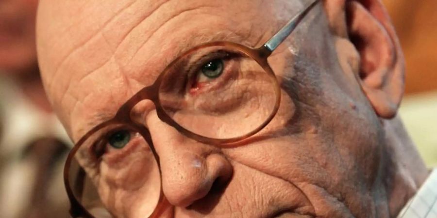 Jürgen Engert, Journalist und Berlin-Kenner, aufgenommen während einer Talkshow. Engert starb nach Angaben des Rundfunks Berlin-Brandenburg (rbb) am 22.08.2021 im Alter von 85 Jahren. Er galt als kritischer Beobachter der Ost-West-Politik. Foto: Steffen Kugler/dpa