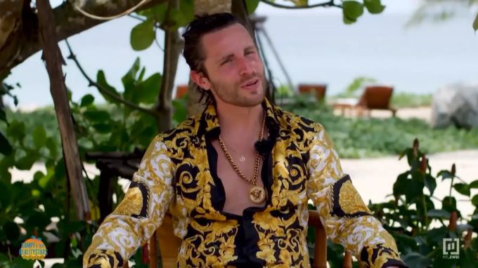 Gino freut sich auf seinen Besuch auf der Insel. Gino