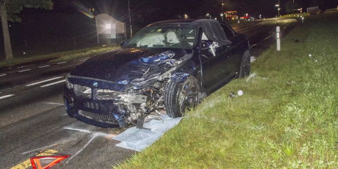 An den Fahrzeugen entstand Totalschaden. Unfall