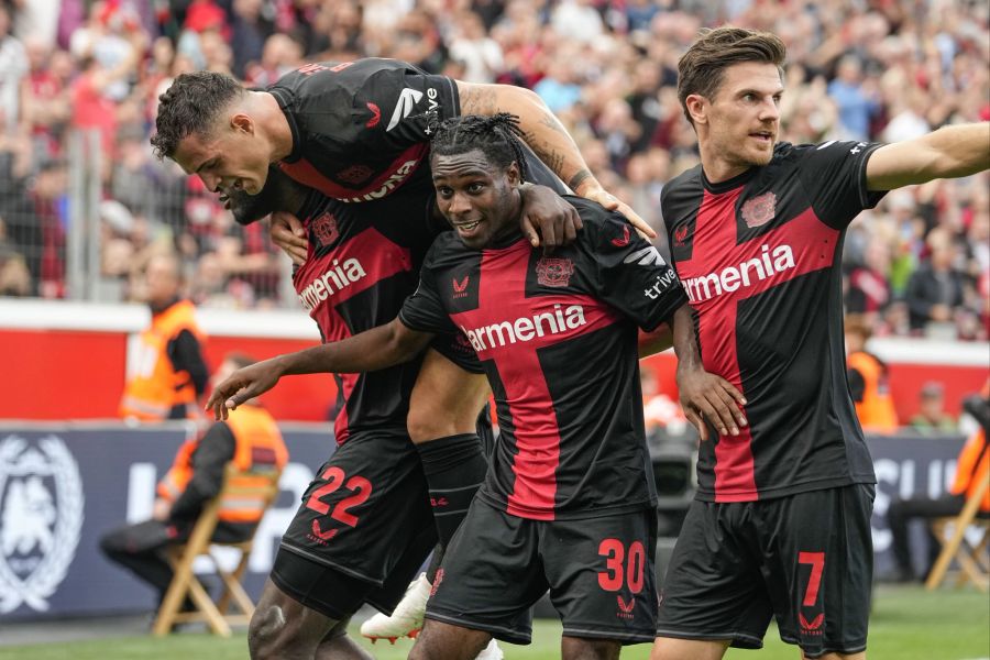 Bayer Leverkusen grüsst nach sieben Spieltagen von der Tabellenspitze.