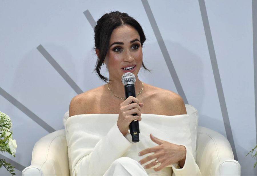 Meghan trat beim Event gewohnt souverän auf.