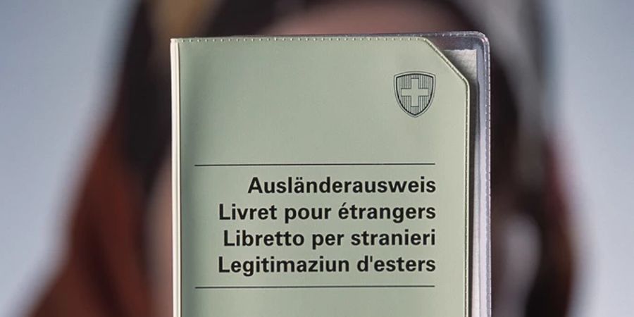 ausländerausweis asyl afghaninnen