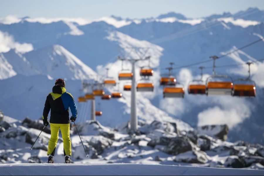 Anders wird es auch als «Alpen-Lifestyle-Mekka für Wintersportler» bezeichnet.