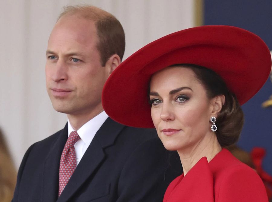 Aktuell erholt sich Prinzessin Kate von einer schweren Bauch-OP.