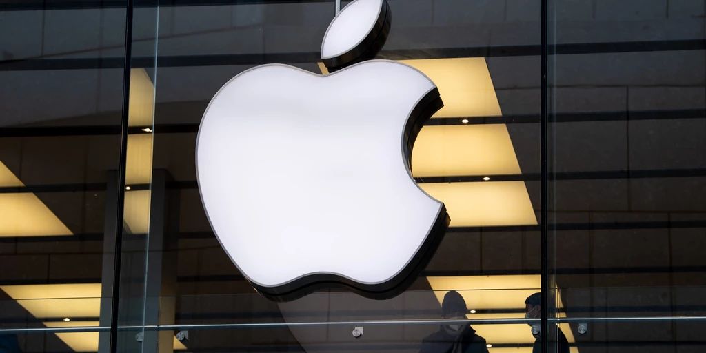 Marktforscher Apple 2023 erstmals Nummer eins im SmartphoneMarkt