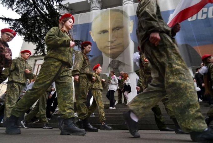 Aussenpolitische Aktionen wie die Annexion der Krim haben auch Auswirkungen auf die Machtposition von Wladimir Putin. Wladimir Putin Krim