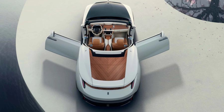 2024 Rolls-Royce Arcadia Droptail, Verdeckpaneel aus Santos Straight Grain