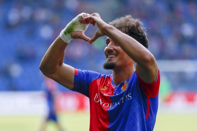 Andi Zeqiri verlässt den FC Basel nach 18 Toren. FC Basel