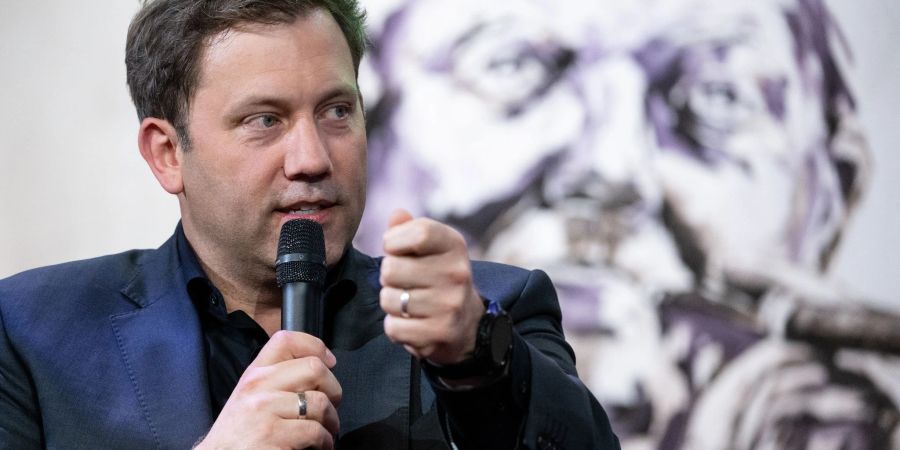 «Es ist ja für Frauen durchaus attraktiv, wenn man in Richtung Vier-Tage-Woche geht»: Lars Klingbeil.