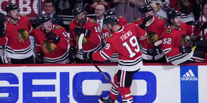 Die Chicago Blackhawks haben die NHL Draft Lotterie gewonnen.