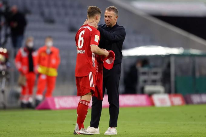 Der neue Bundestrainer Hansi Flick und Joshua Kimmich kennen sich bereits bestens. (Archivbild) Flick Kimmich