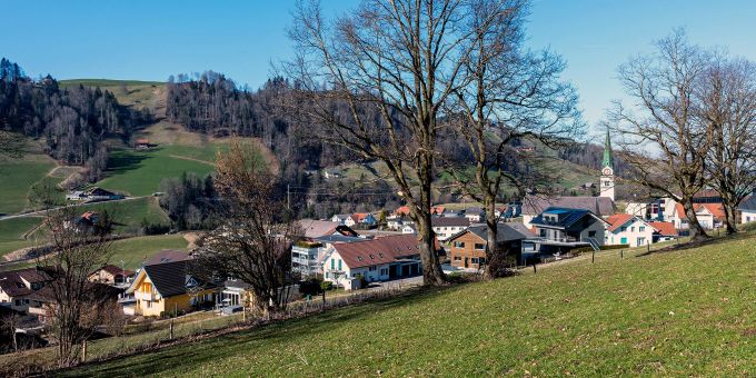 Blick auf die Gemeinde Hasle (LU). Blick auf die Gemeinde Hasle (LU).