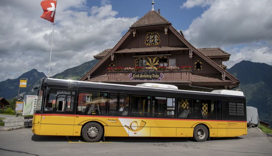 Und bei Postauto sitzen nach wie vor nur wenige Frauen am Steuer.