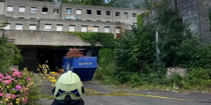Dulliken: Brand in leerstehendem Gebäude Brand in Gebäude