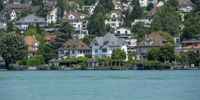 SCHWEIZ ZUERICH WOHNEN ZUERICHSEE