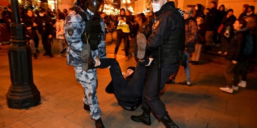 Festnahme bei Protesten in Moskau