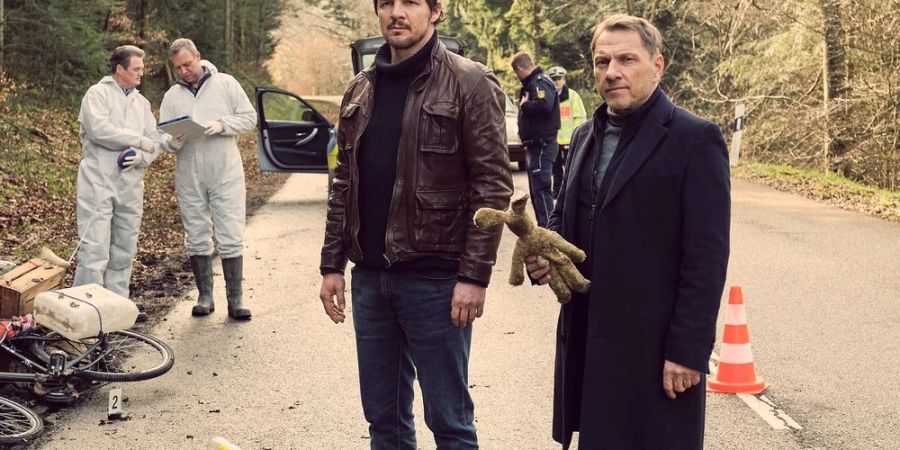 «Tatort: Der Mörder in mir»: Sebastian Bootz (Felix Klare, l.) und Thorsten Lannert (Richy Müller) müssen einen Fall von Fahrerflucht mit Todesfolge aufklären.