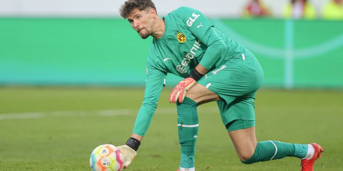 Glücklicher Sieg - Kobel ist das Pokal-«Glück» des BVB in Hannover