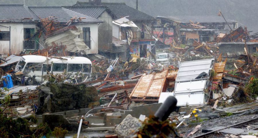 Nach Unwetter in Japan