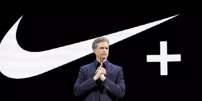 Nike CEO Mark Parker muss für einmal einen starken Umsatz- und Gewinneinbruch bekannt geben. Die Coronakrise hinterlässt tiefe Spuren in den Bilanzen. (Archivbild) Nike CEO Mark Parker muss für einmal einen starken Umsatz- und Gewinneinbruch bekannt geben. Die Coronakrise hinterlässt tiefe Spuren in den Bilanzen. (Archivbild)