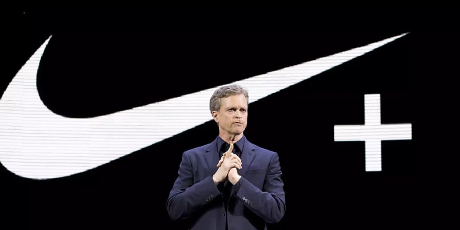 Nike CEO Mark Parker muss für einmal einen starken Umsatz- und Gewinneinbruch bekannt geben. Die Coronakrise hinterlässt tiefe Spuren in den Bilanzen. (Archivbild)