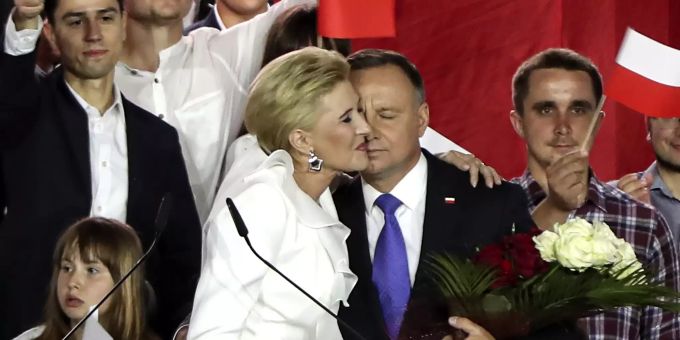 Mit 51,2 Prozent - Duda bleibt nach neuster Auszählung Polens Präsident