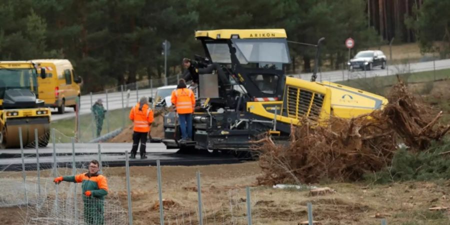 Bauarbeiten in Grünheide im Februar