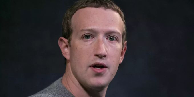 Facebook-Chef Mark Zuckerberg ist überzeugt, dass langfristig jeder zweite Bürojob von Zuhause aus erledigt werden wird. (Archivbild) Facebook-Chef Mark Zuckerberg ist überzeugt, dass langfristig jeder zweite Bürojob von Zuhause aus erledigt werden wird. (Archivbild)
