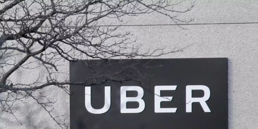 Uber stemmt sich mit Sparmassnahmen gegen den Einbruch des Geschäfts. Foto: Seth Wenig/AP/dpa