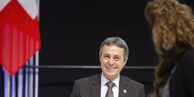 Bundesrat Ignazio Cassis ist optimistisch, dass die Schweiz ihre Grenzen mit den Nachbarstaaten bald wieder öffnen kann. (Archivbild) Bundesrat Ignazio Cassis ist optimistisch, dass die Schweiz ihre Grenzen mit den Nachbarstaaten bald wieder öffnen kann. (Archivbild)