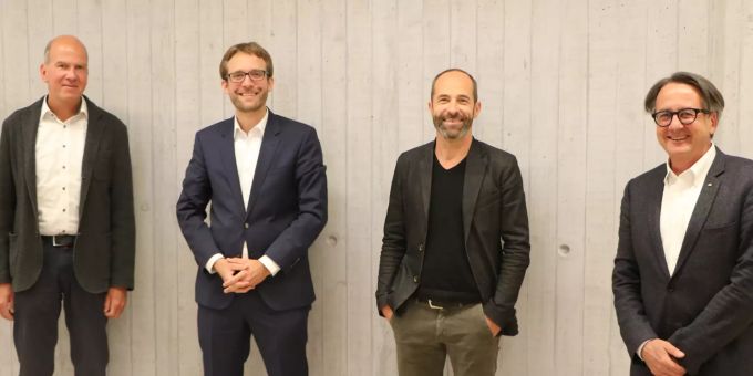 Gemeinsam für die Langmatt: Markus Stegmann, Direktor Museum Langmatt, Lukas Breunig-Hollinger, Stiftungsratspräsident, Patrick Nöthiger, Leiter Kultur Stadt Baden und Stadtrat Erich Obrist