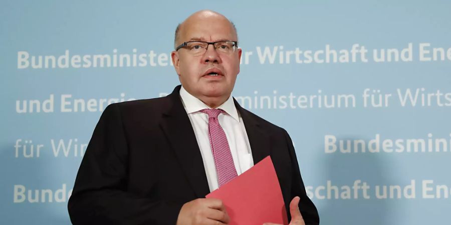 Der deutsche Wirtschaftsminister Peter Altmaier hat im Fernsehen die Rettung des Lufthansa-Konzerns mit Staatsgeldern verteidigt und auf die vielen Arbeitsplätze sowie die Verkehrsanbindung der Wirtschaft verwiesen.