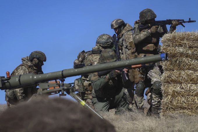 Ukrainische Einheiten beim Training in der Region Saporischschja. Ukraine Krieg