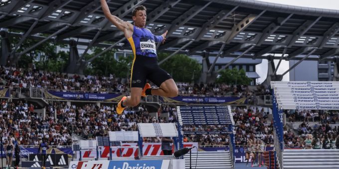 Der Schweizer Simon Ehammer ist beim IAAF Diamond League Meeting in Paris im Weitsprung auf dem zweiten Platz gelandet. in Paris Ehammer Weitsprung