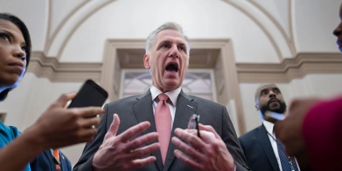 Kevin McCarthy, Sprecher des US-Repräsentantenhauses, äussert sich zu den Verhandlungen zur Schuldengrenze. Kevin McCarthy, Sprecher des US-Repräsentantenhauses, äussert sich zu den Verhandlungen zur Schuldengrenze.