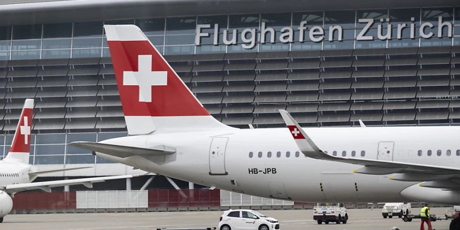 Die Schweizer Flughäfen Zürich und Genf sowie der Euroairport in Basel sind von den Warnstreiks an den deutschen Flughäfen Berlin und Hamburg betroffen. (Symbolbild)