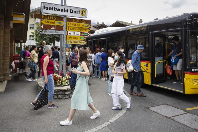 Der Korea-Touri-Hype macht sich auch in den Bussen in Bönigen bemerkbar. Iseltwald