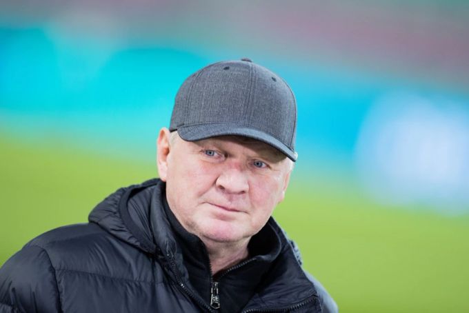 Stefan Effenberg rät Bayern München zum Kauf eines neuen Stürmers. Bayern München
