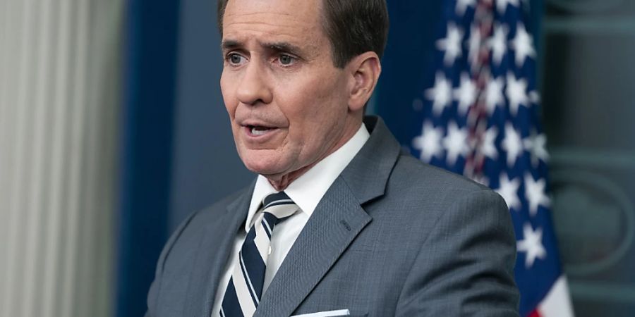 ARCHIV - John Kirby, Kommunikationsdirektor des Nationalen Sicherheitsrats, spricht während einer Pressekonferenz in Washington. Foto: Evan Vucci/AP