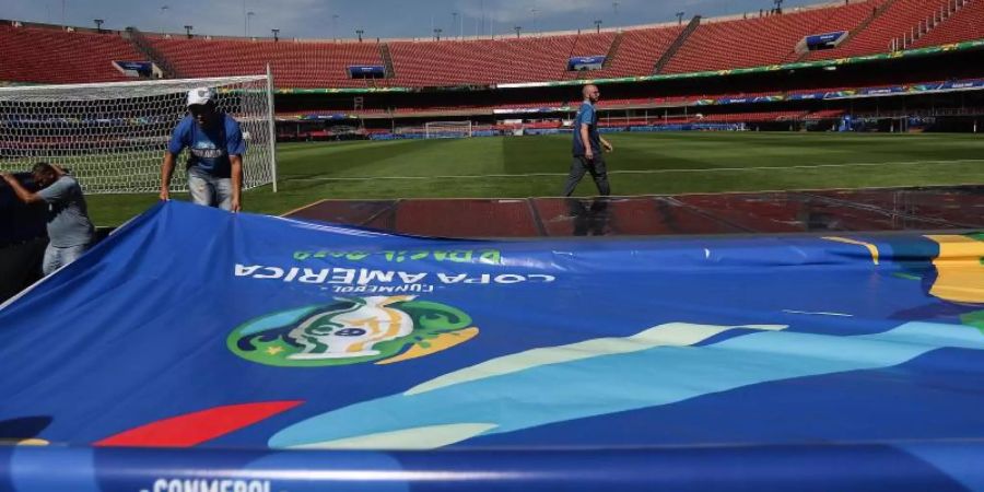 Die letzten Vorbereitungen für die Copa América in Brasilien vor dem Start. Foto: Rahel Patrasso/XinHua