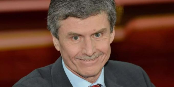 Ferdinand Dudenhöffer glaubt, dass Volkswagen seine Marktposition halten kann. Volkswagen Ferdinand Dudenhöffer