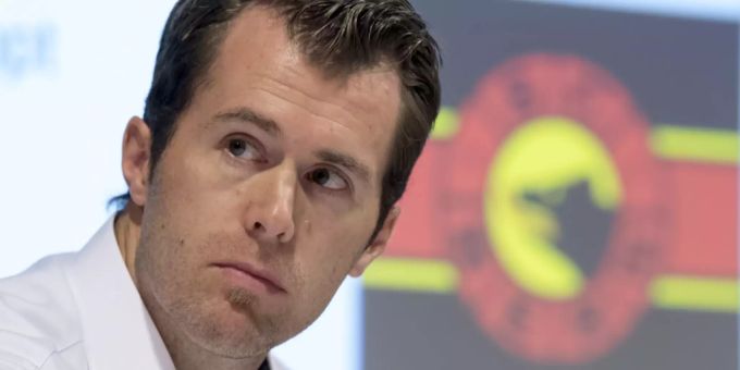 Alex Chatelain, Sportchef SC Bern, blickt dem Spiel mit Spannung entgegen. sc bern