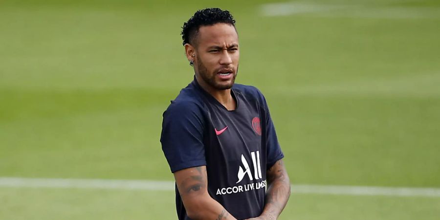 Neymar soll angeblich frühestens im nächsten Sommer zu Barcelona zurückkehren können