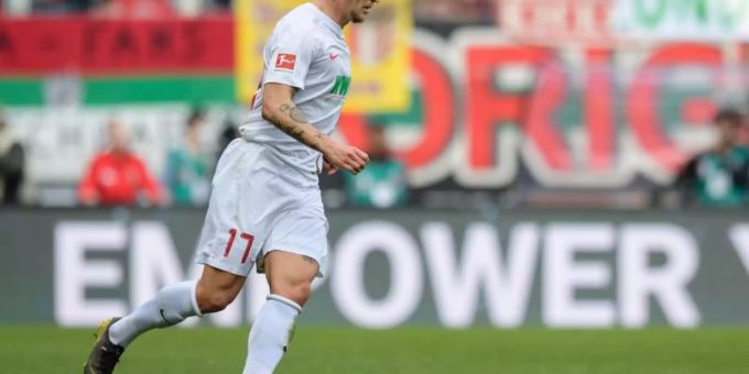 Jonathan Schmid verlässt den FC Augsburg und geht nach Freiburg. Foto: Matthias Balk Jonathan Schmid verlässt den FC Augsburg und geht nach Freiburg. Foto: Matthias Balk