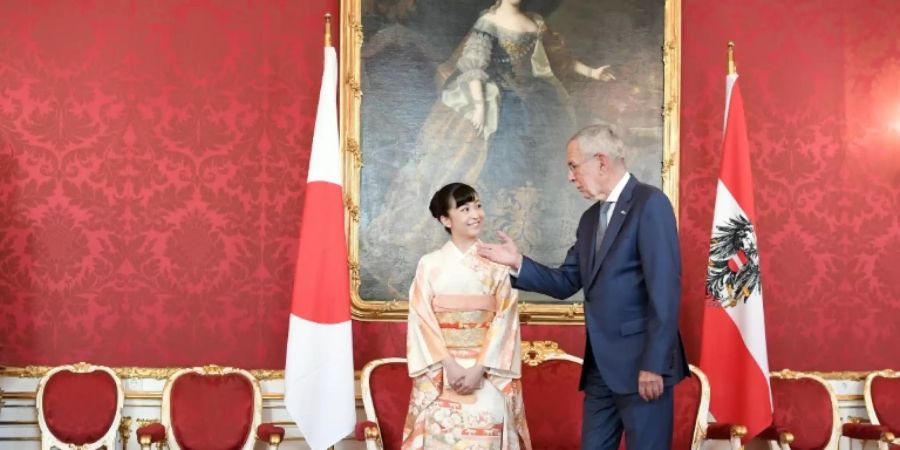 Prinzessin Kako zu Gast bei Van der Bellen