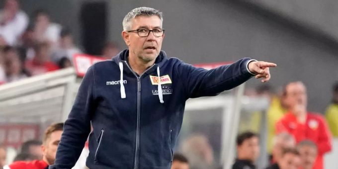 Trainingslager - Union Berlin muss auf Trainer Urs Fischer verzichten